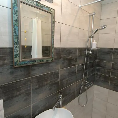Domaine De La Clotte Bed & Breakfast 3*