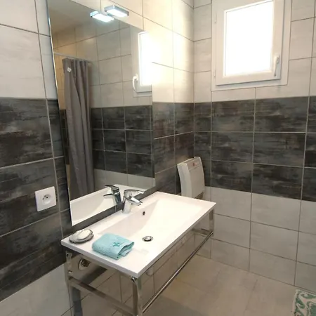 Domaine De La Clotte